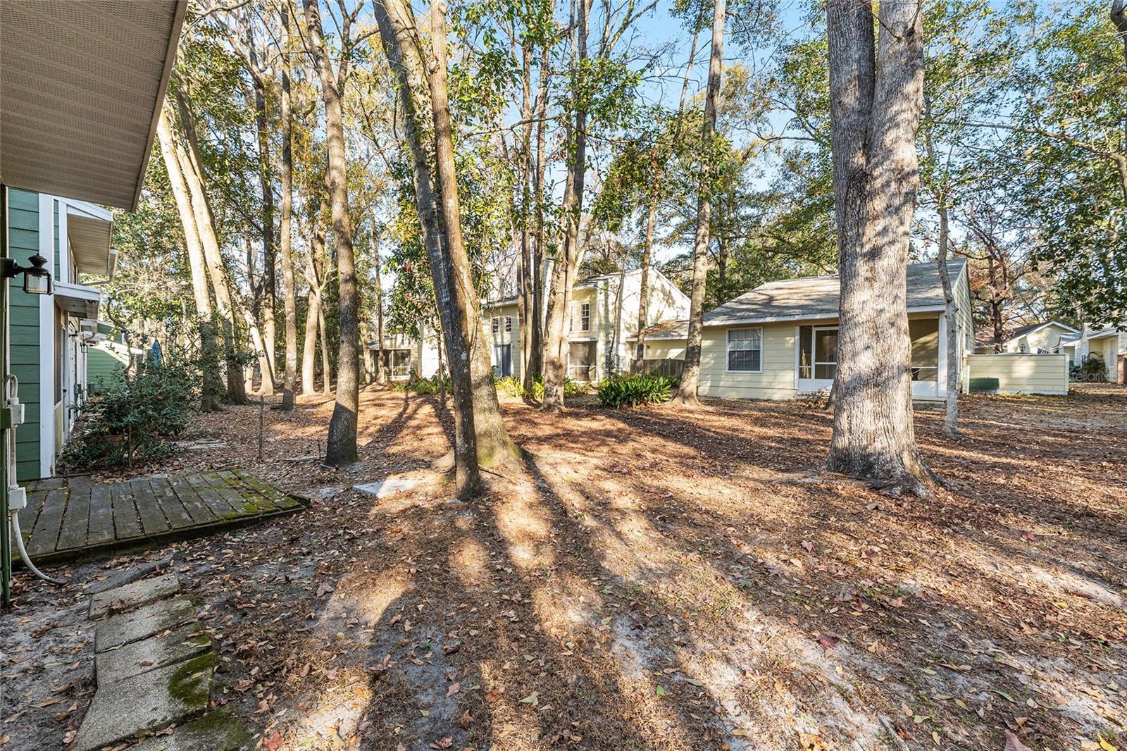 345 Nw 48th Blvd #k Property Photo 45