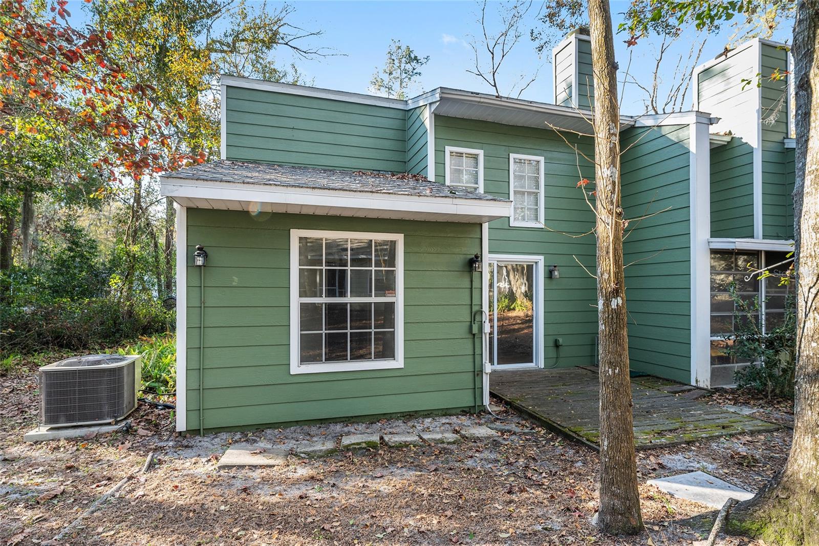 345 Nw 48th Blvd #k Property Photo 47