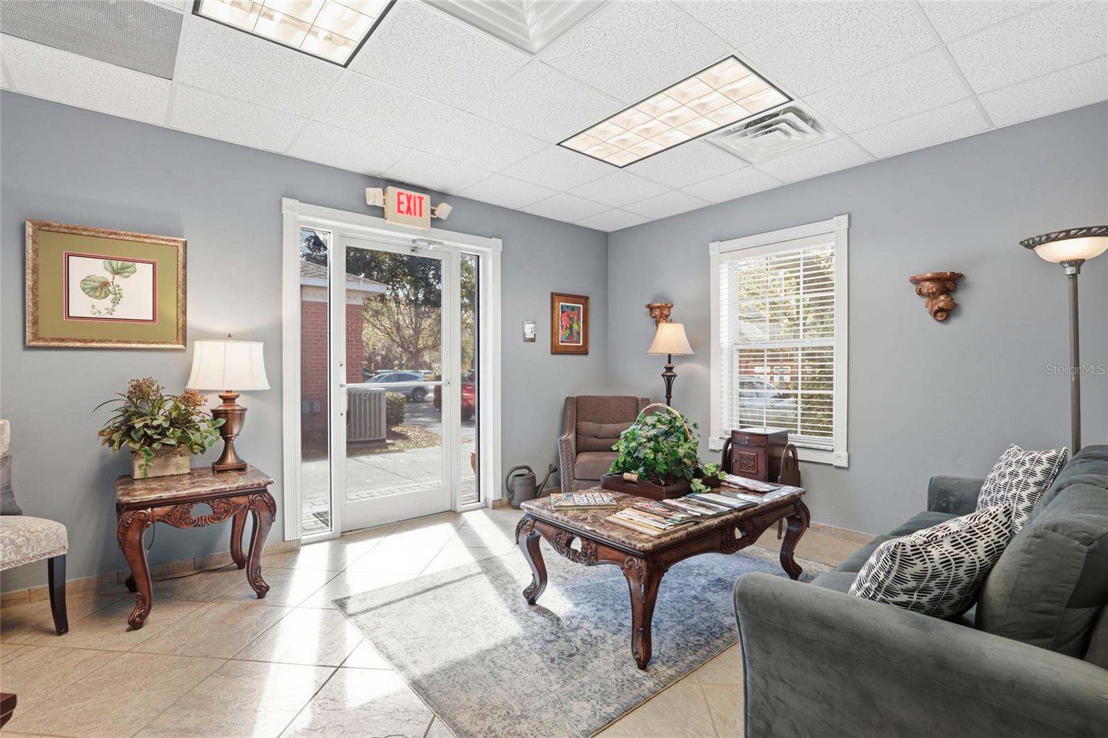 4130 Nw 37th Pl #ste E Property Photo 17