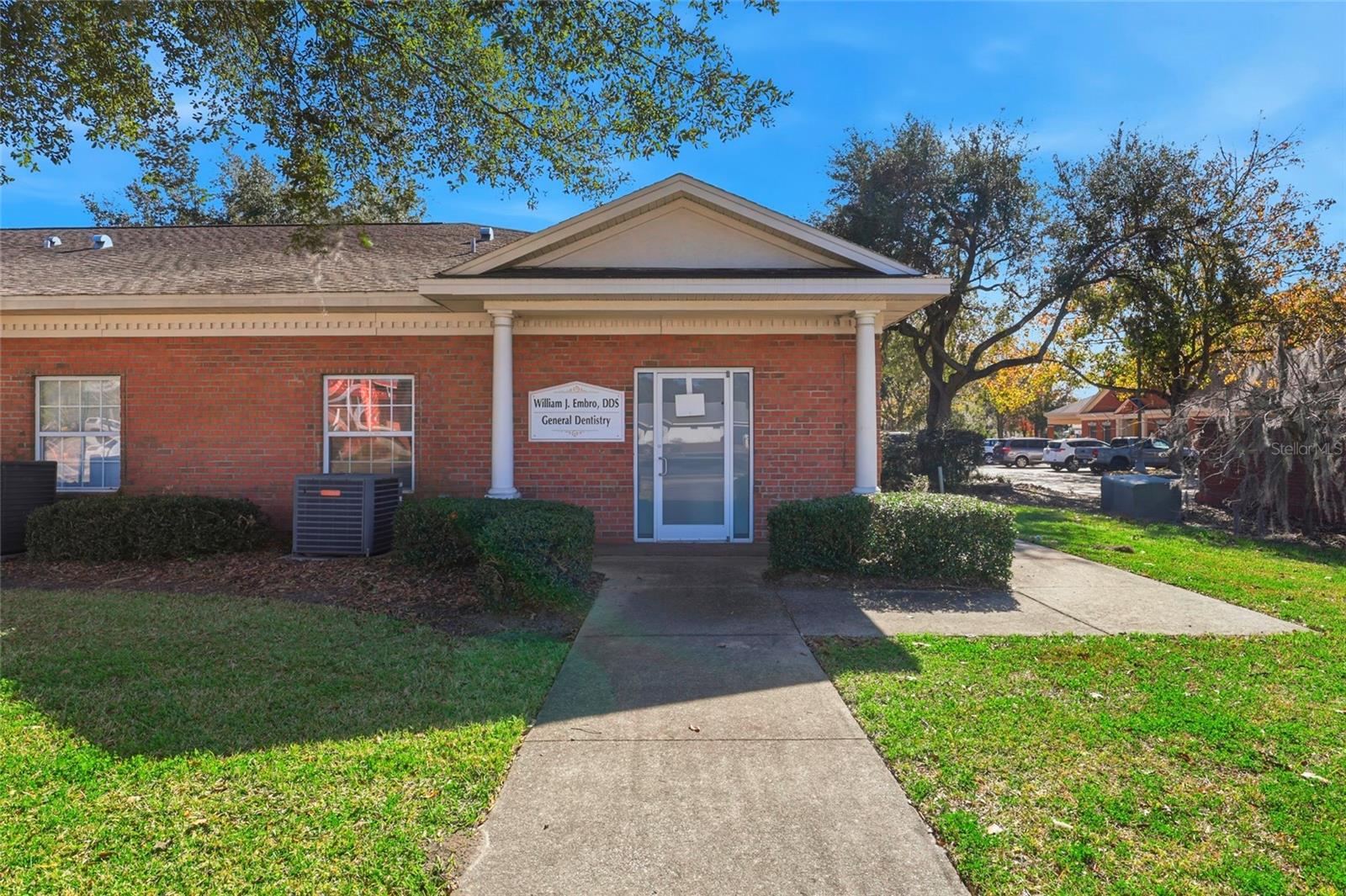 4130 Nw 37th Pl #ste E Property Photo 25