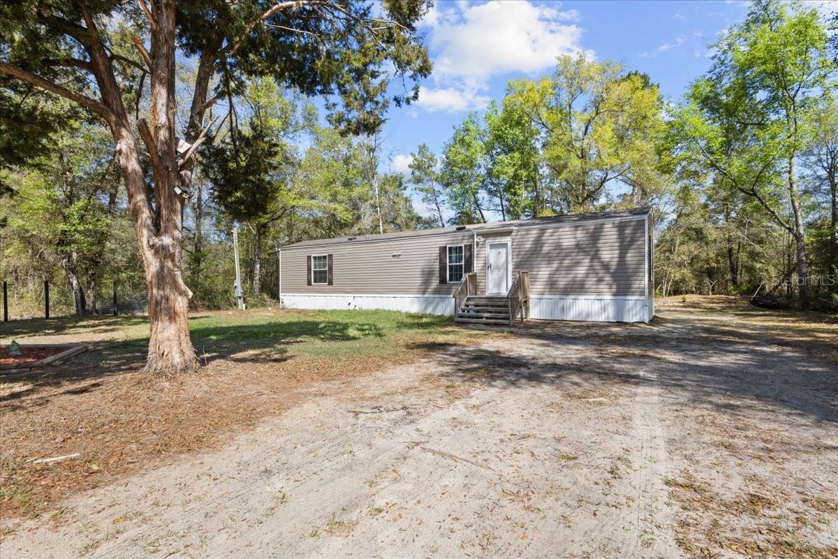 11061 Ne 65th Ln Property Photo 1