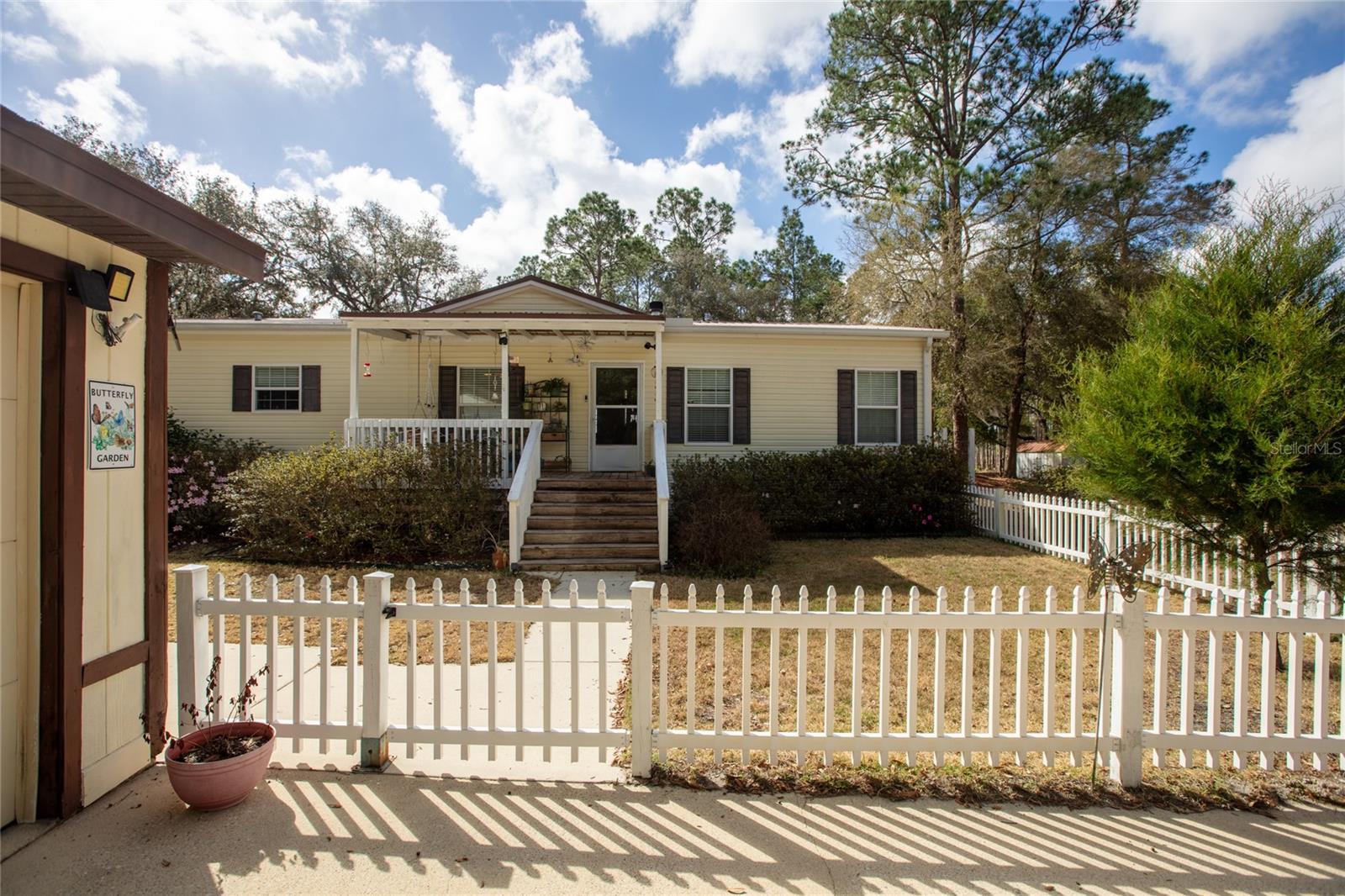 5711 Caribbean Cir Property Photo 1