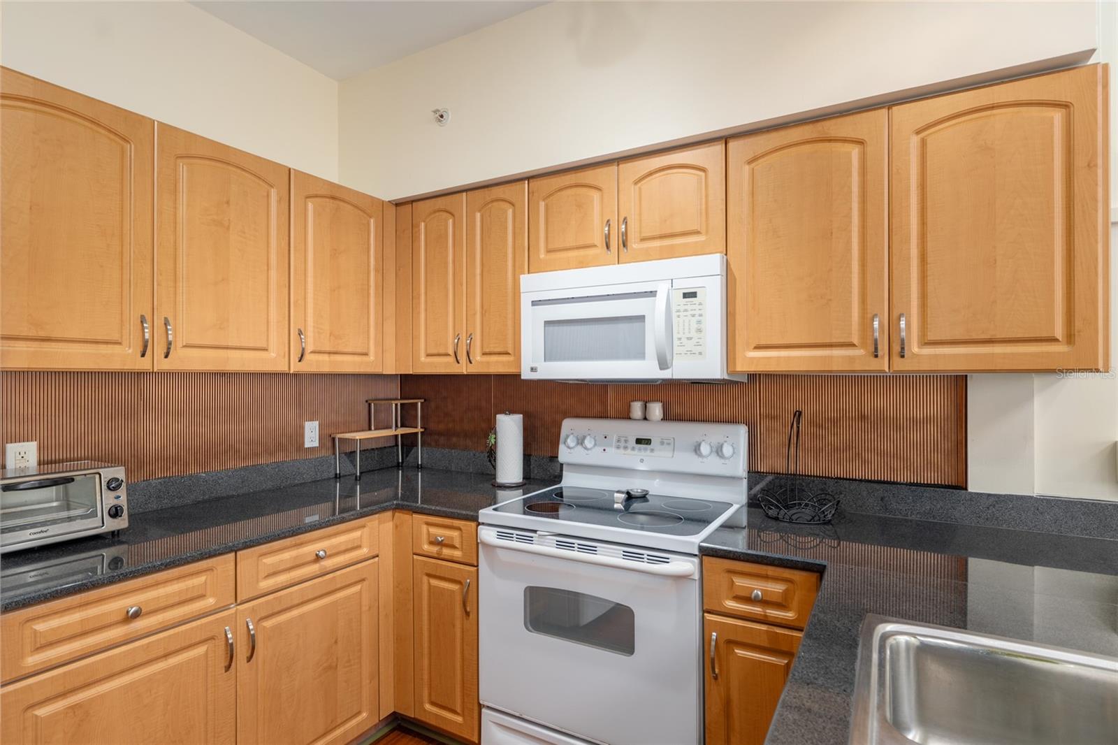 2515 Sw 35th Pl #219 Property Photo 23