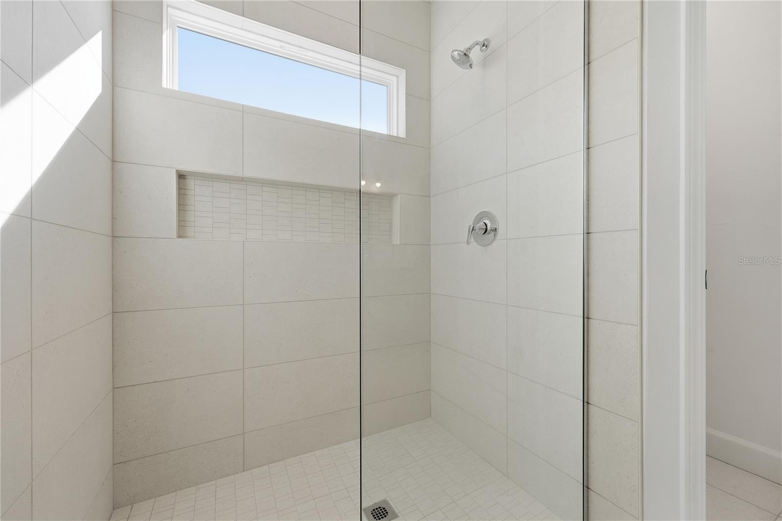 1072 Sw 67th Way Property Photo 11
