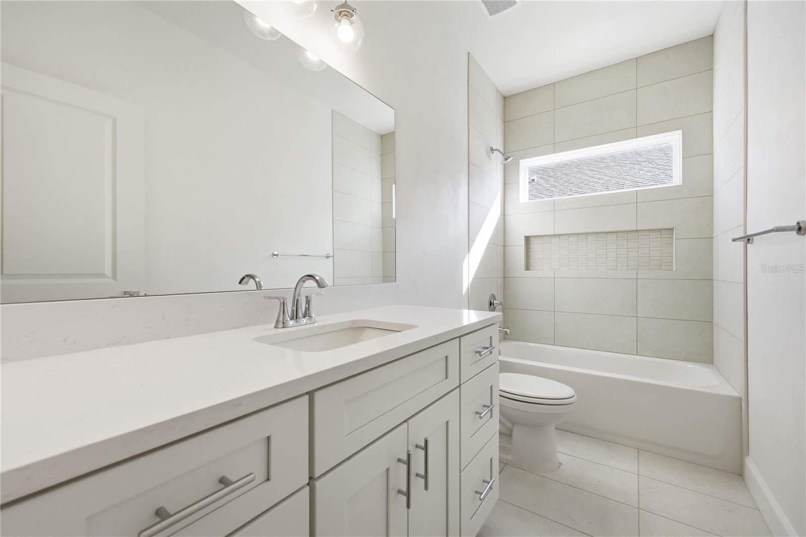 1072 Sw 67th Way Property Photo 28