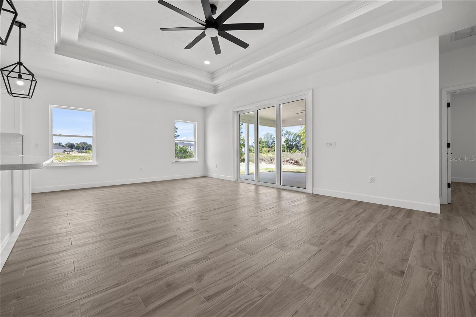 1050 Sw 67th Way Property Photo 15