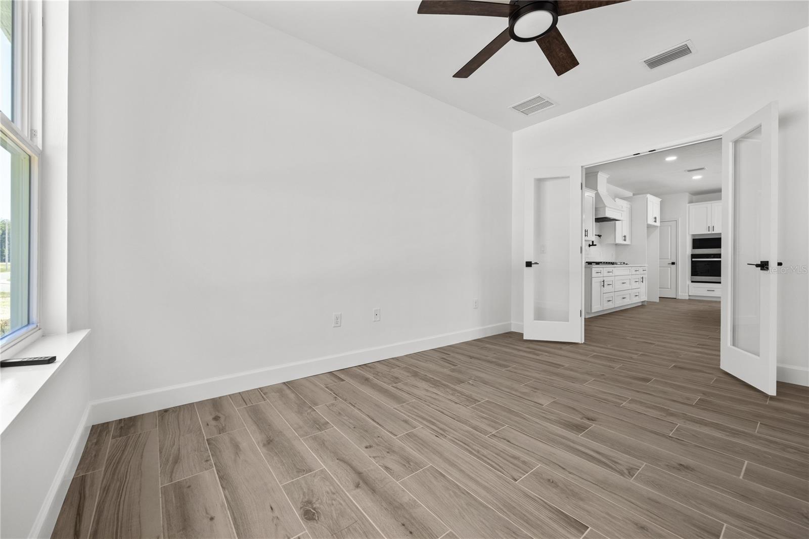 1050 Sw 67th Way Property Photo 17