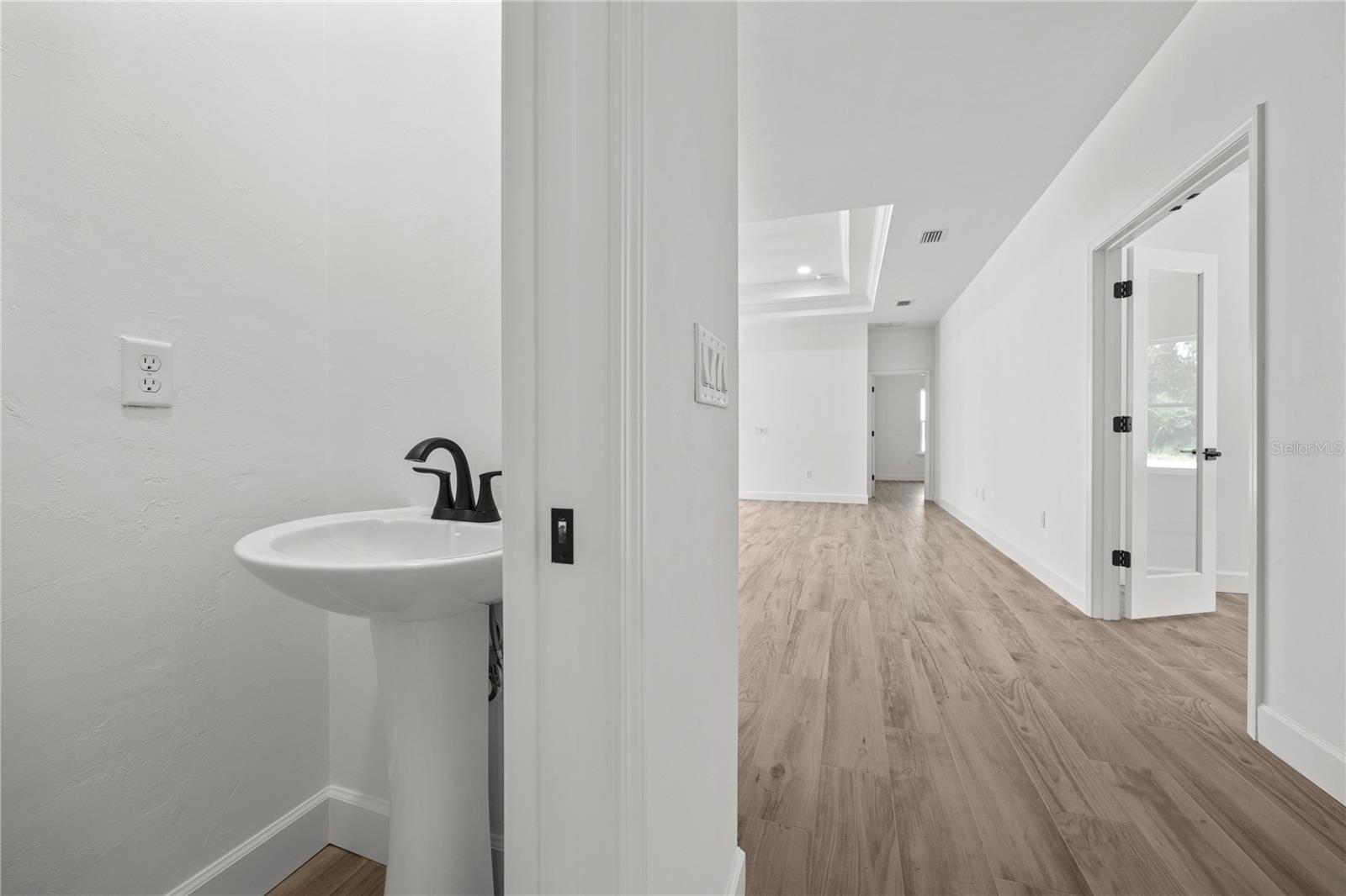 1050 Sw 67th Way Property Photo 19
