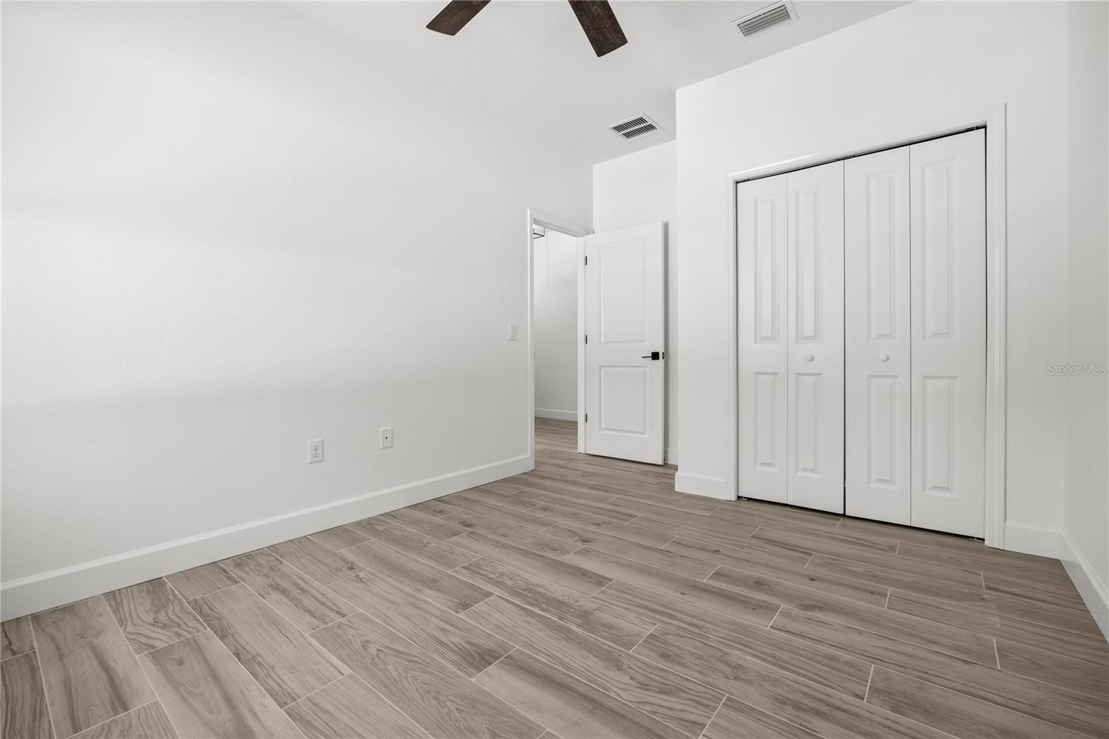1050 Sw 67th Way Property Photo 26