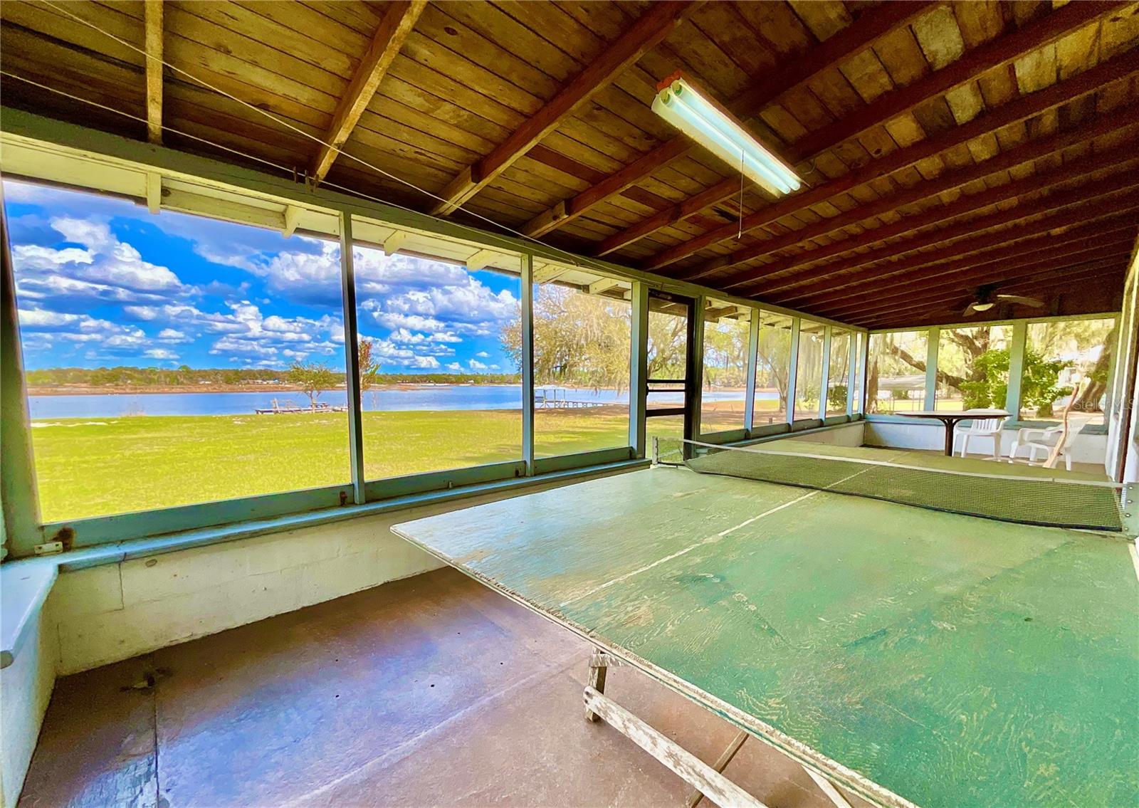 106 E Sunnyside Beach Rd Property Photo 36