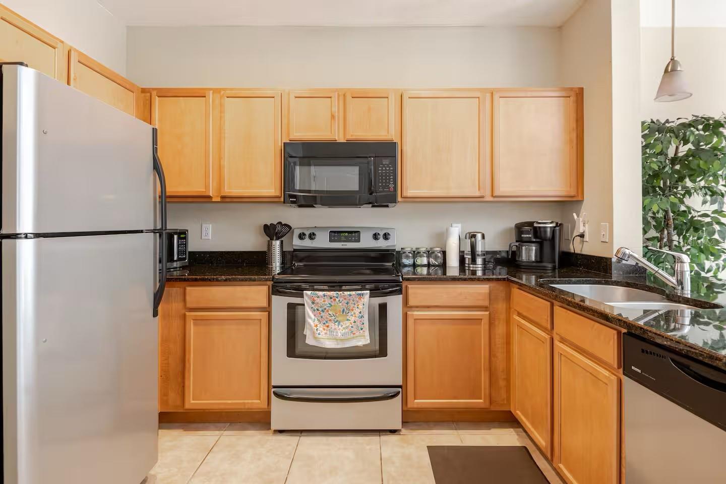 2960 Sw 35th Pl #65 Property Photo 5