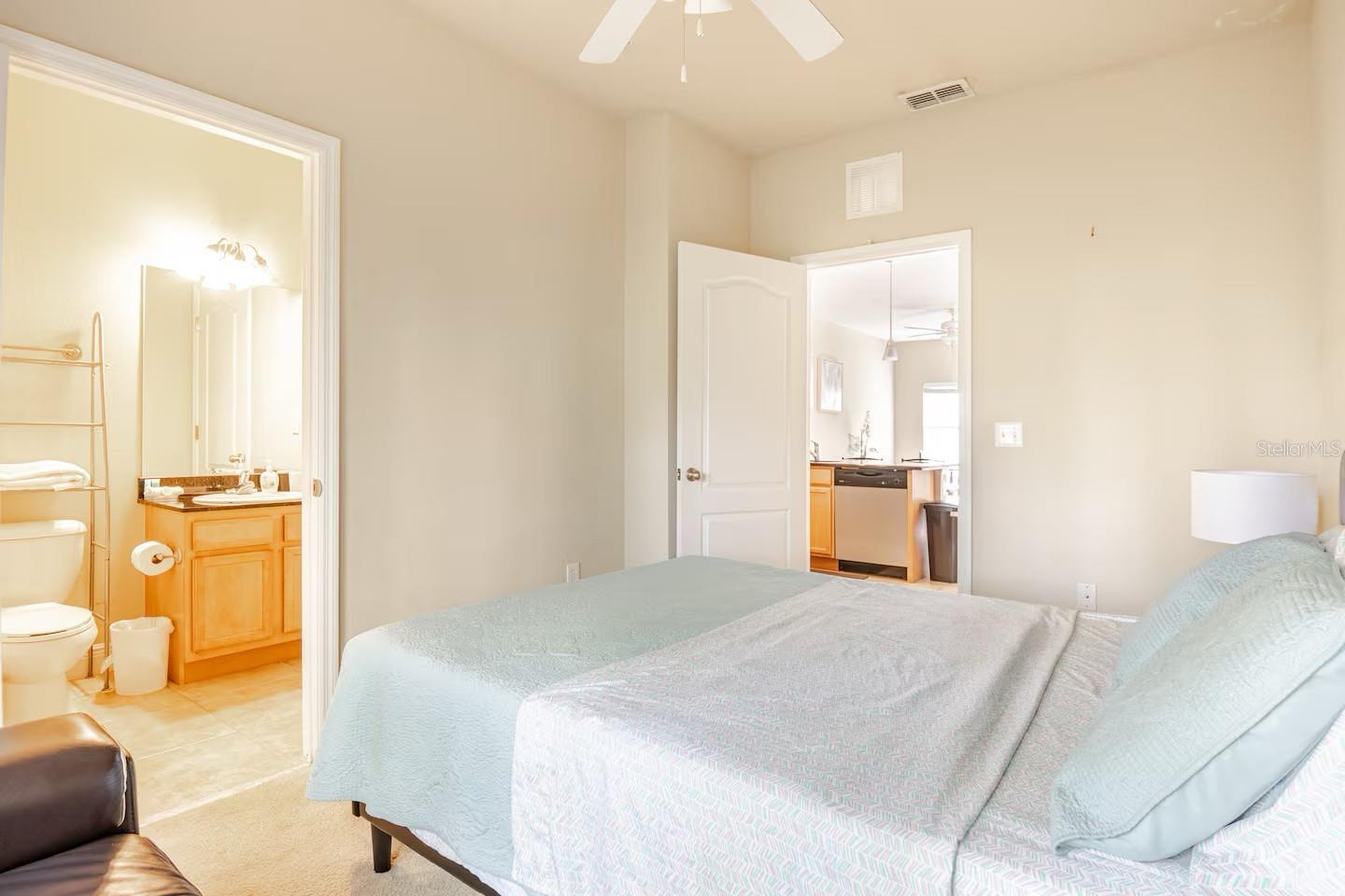 2960 Sw 35th Pl #65 Property Photo 12