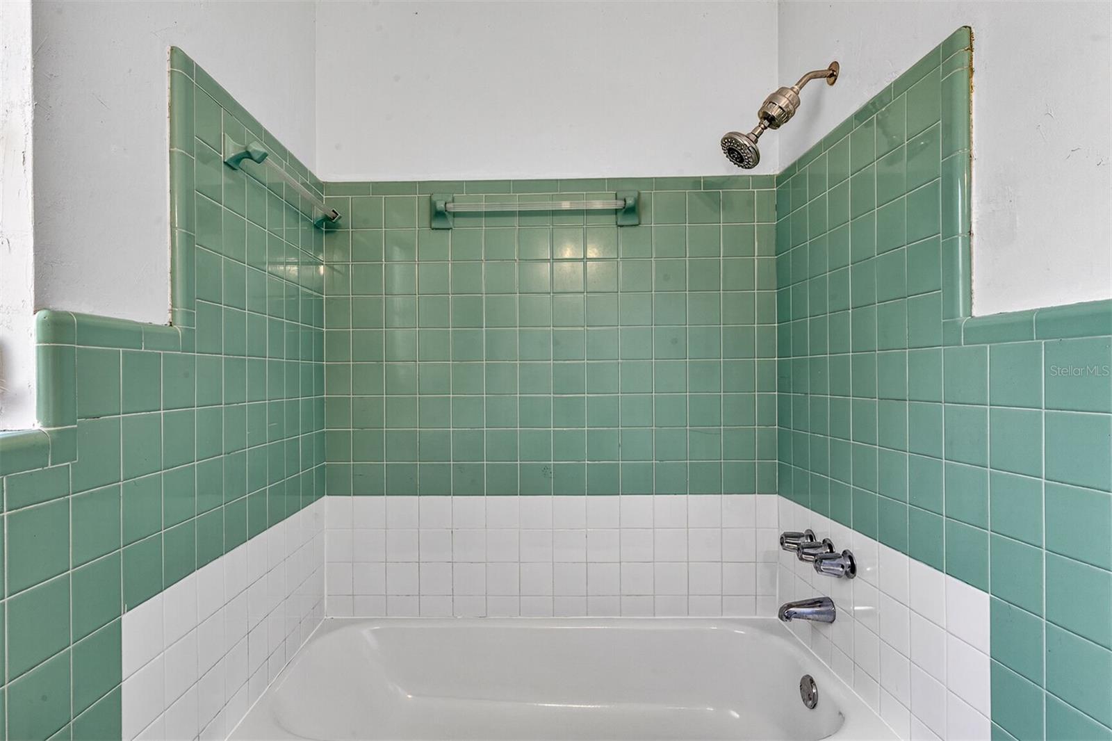 2200 Ne 16th Ter Property Photo 18