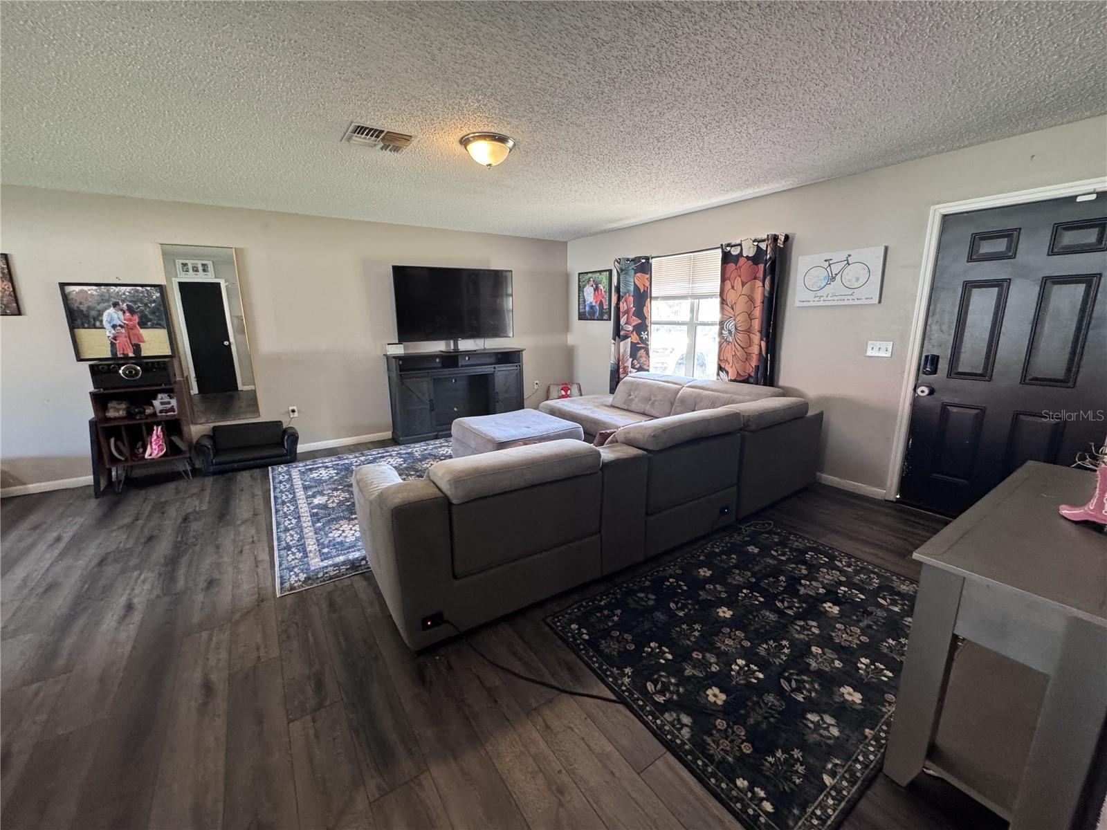 24 Sapphire Way Property Photo 6