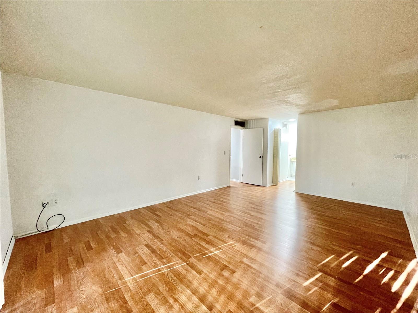 719 Sw 75th St #103 Property Photo 13