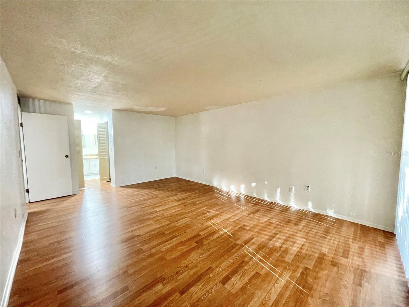 719 Sw 75th St #103 Property Photo 14