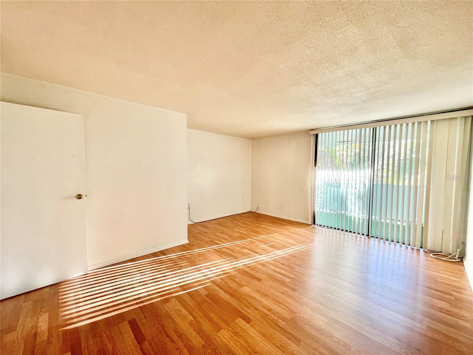 719 Sw 75th St #103 Property Photo 23
