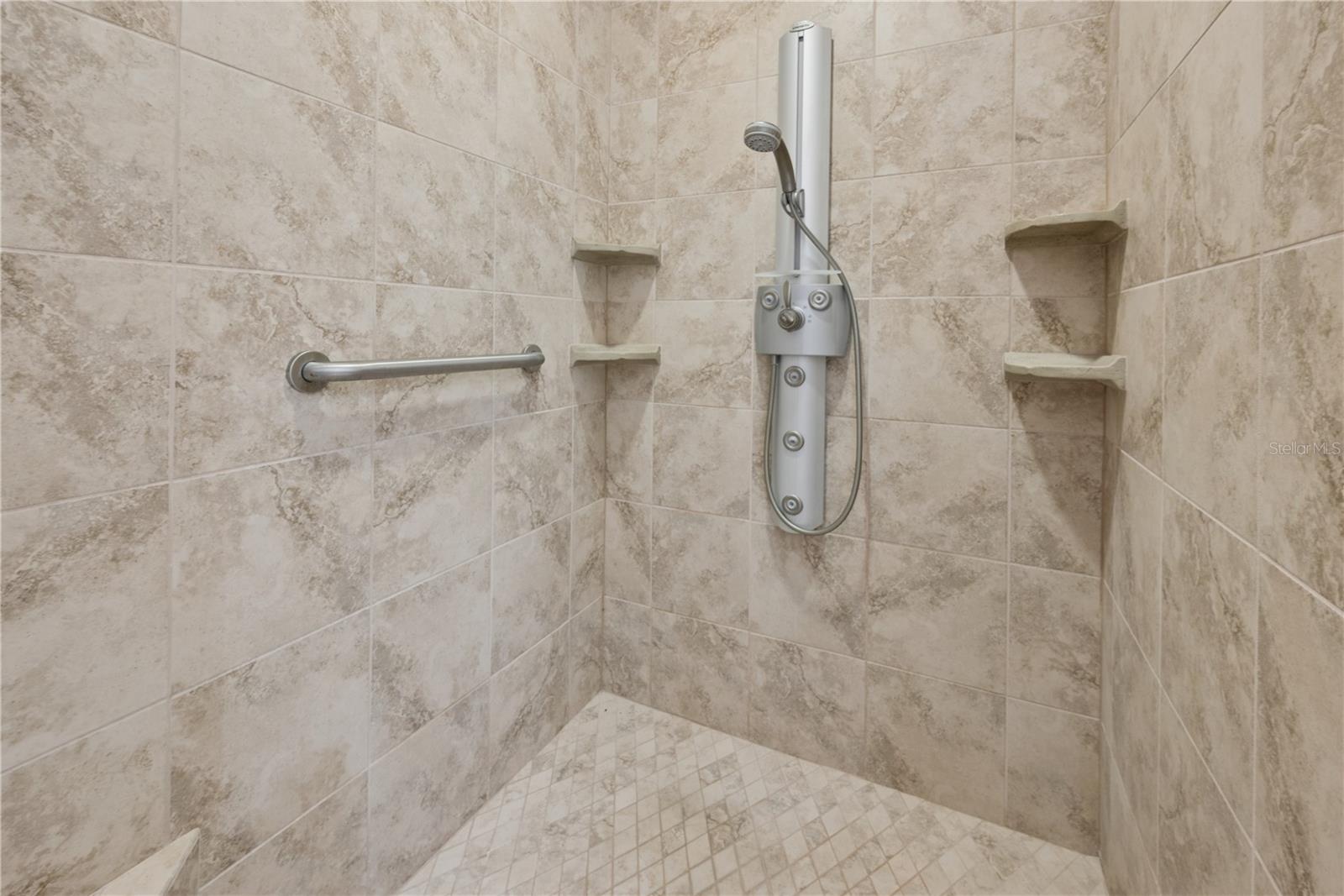 5795 Sw 43rd Pl Property Photo 38
