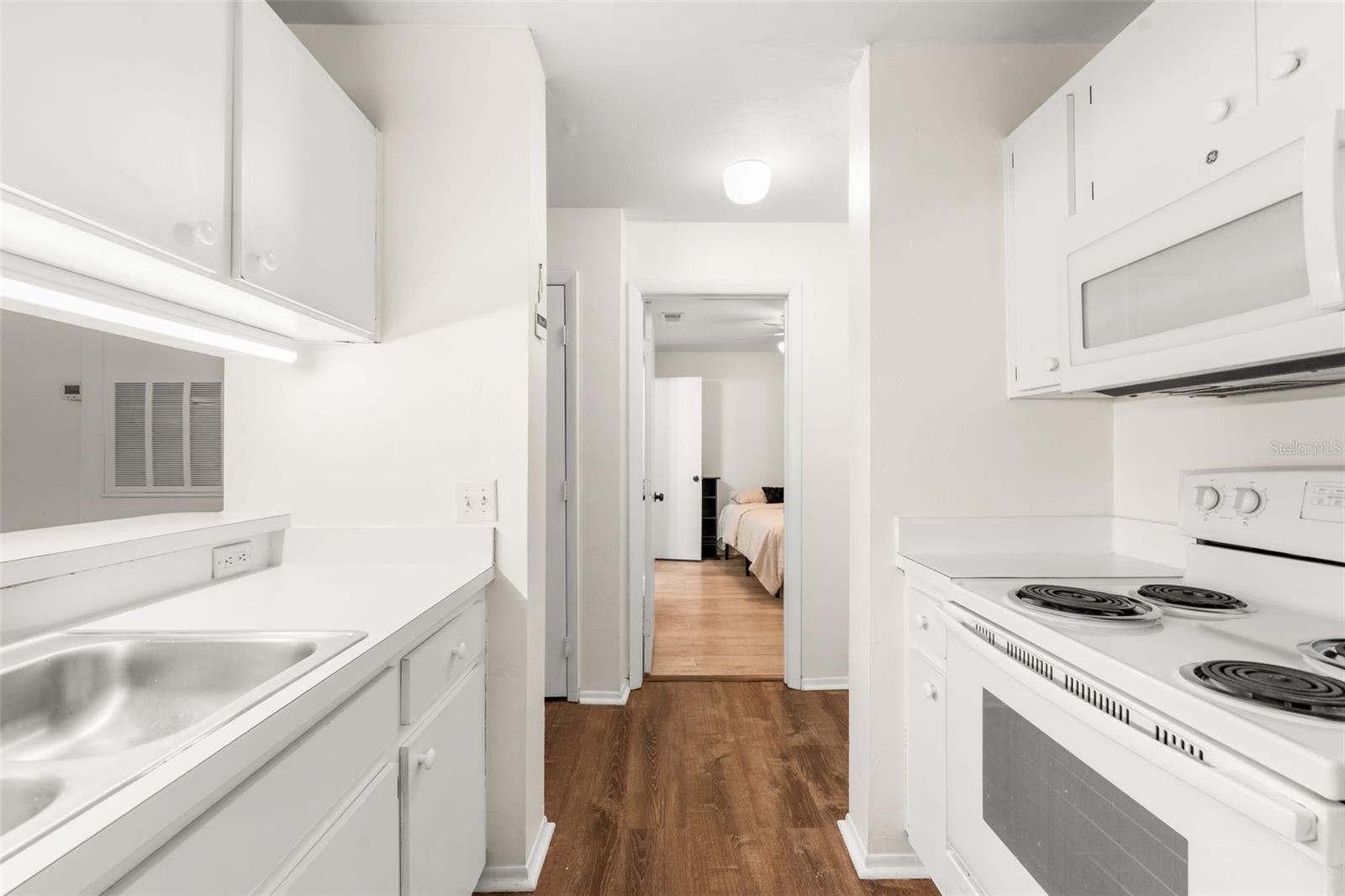4000 Sw 23rd St #4-303 Property Photo 10