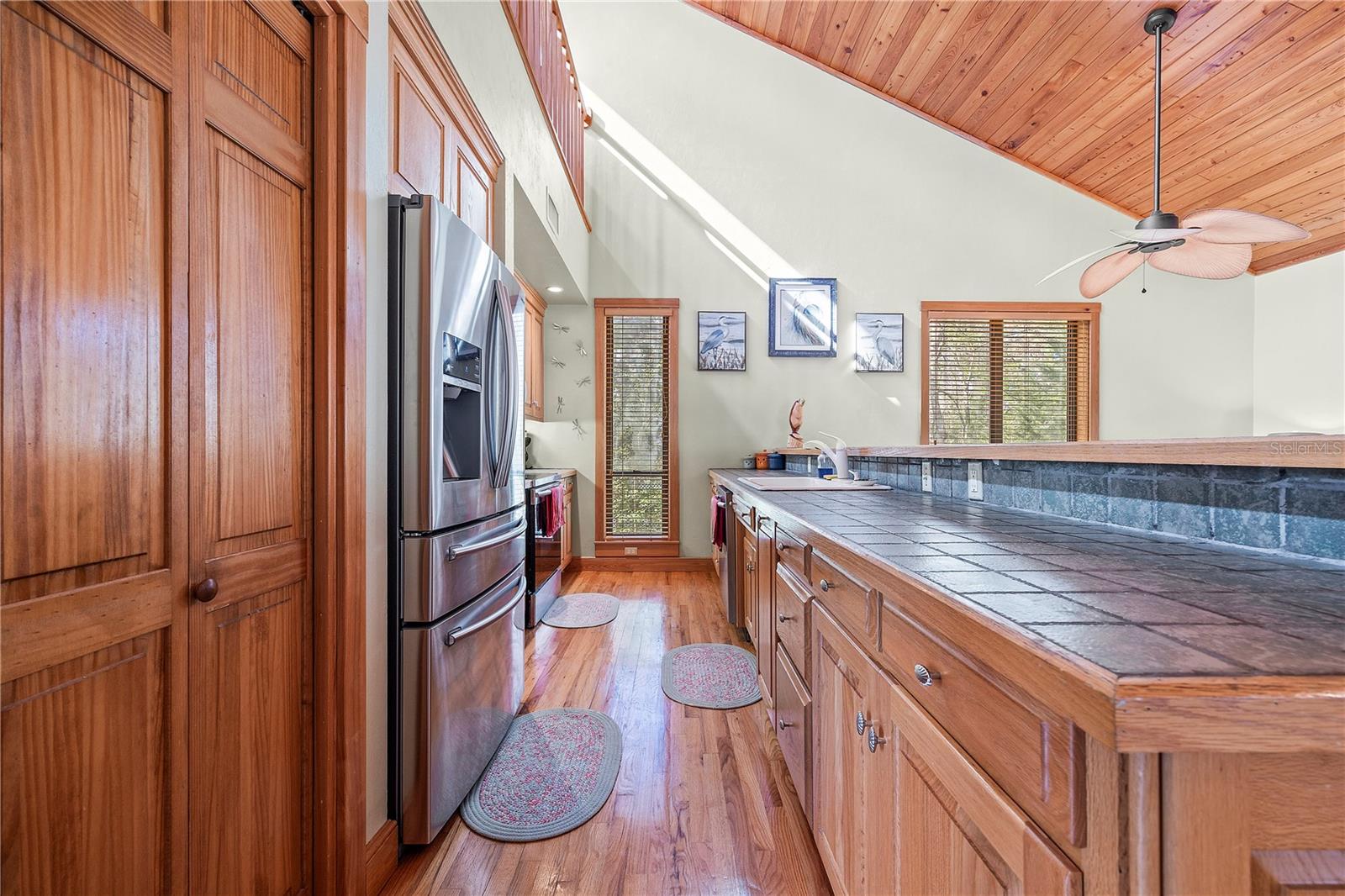 1376 Riverside Ave Property Photo 14