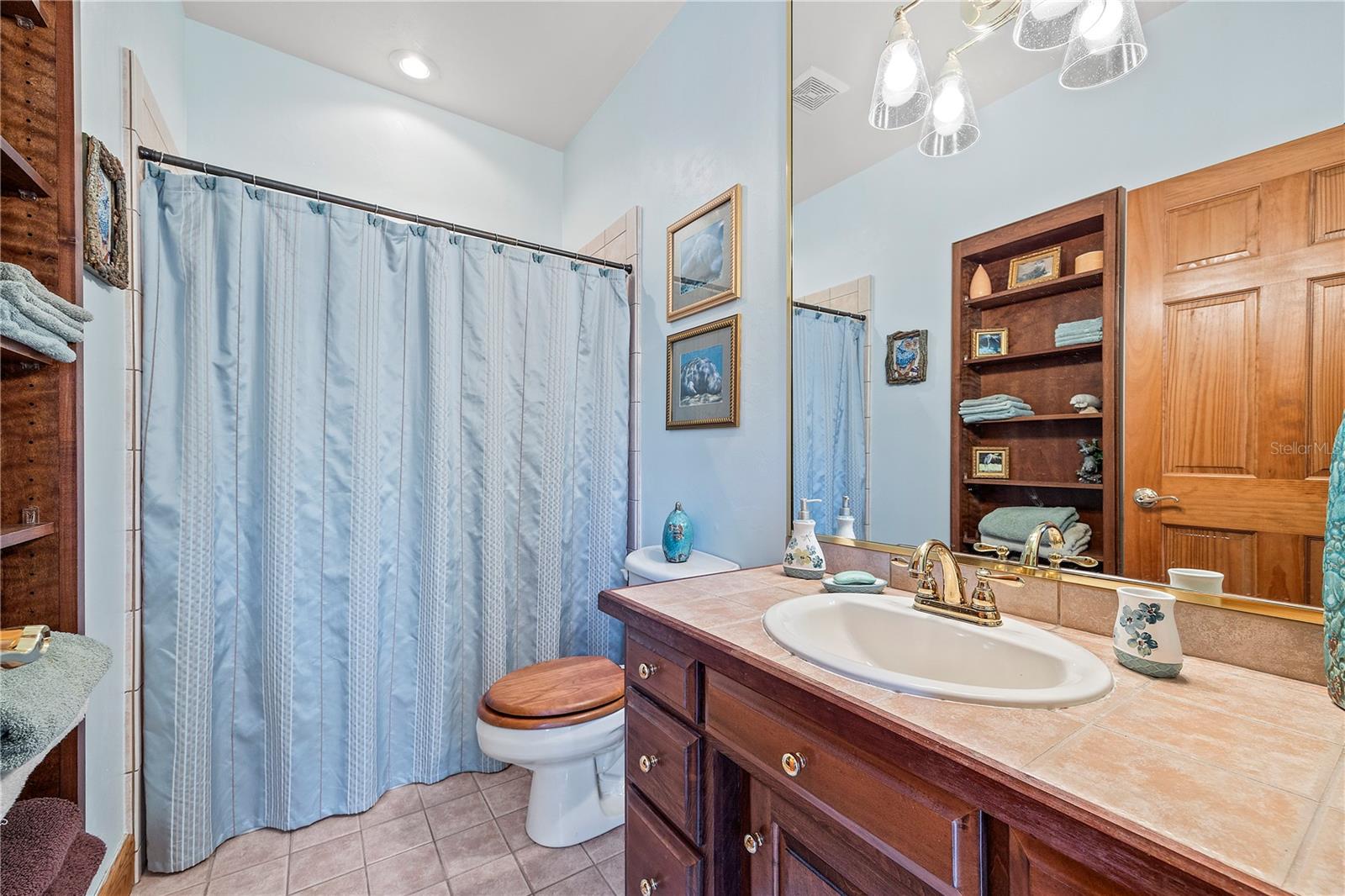 1376 Riverside Ave Property Photo 21