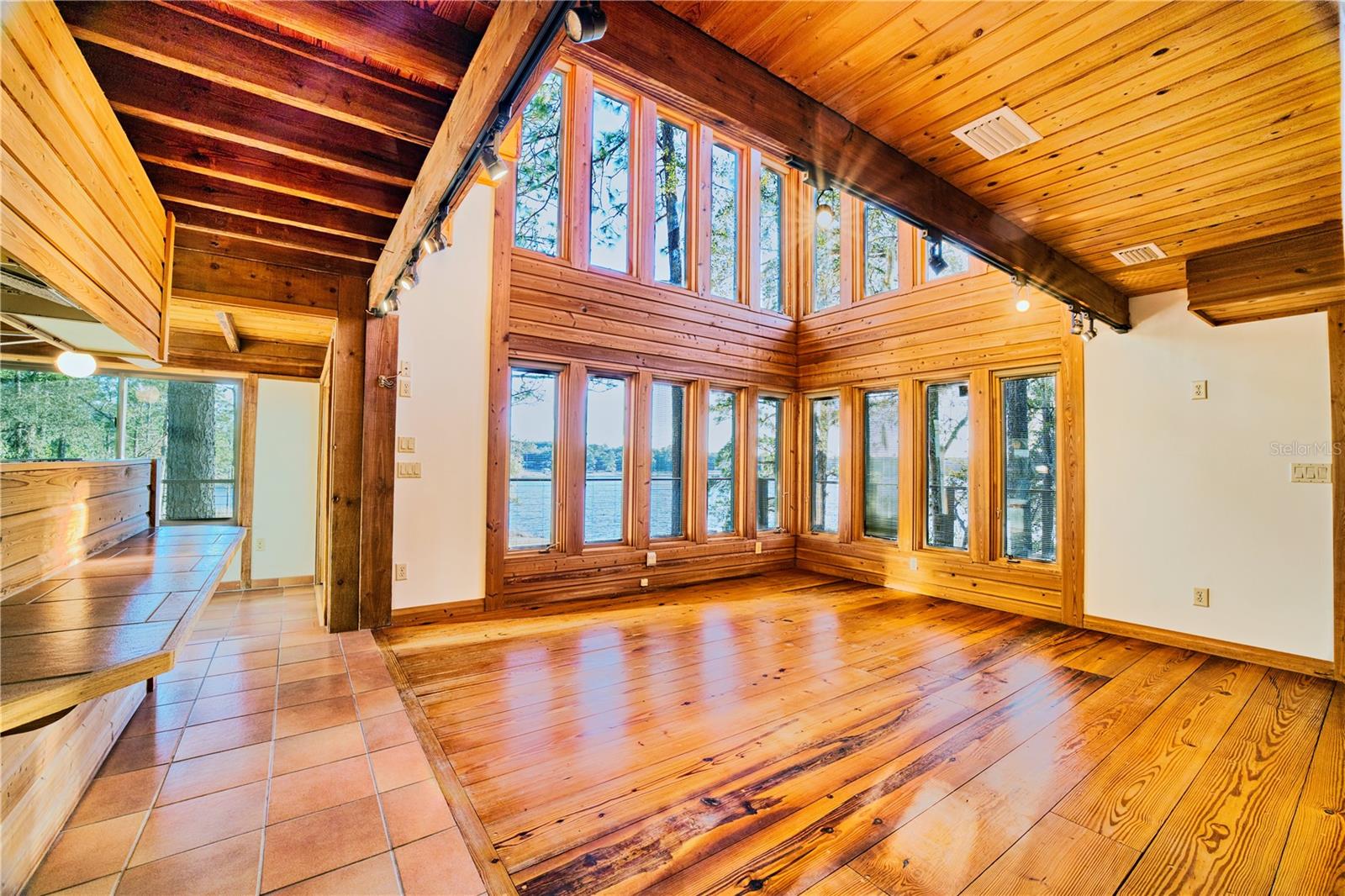 123 Mason Lake Trl Property Photo 10