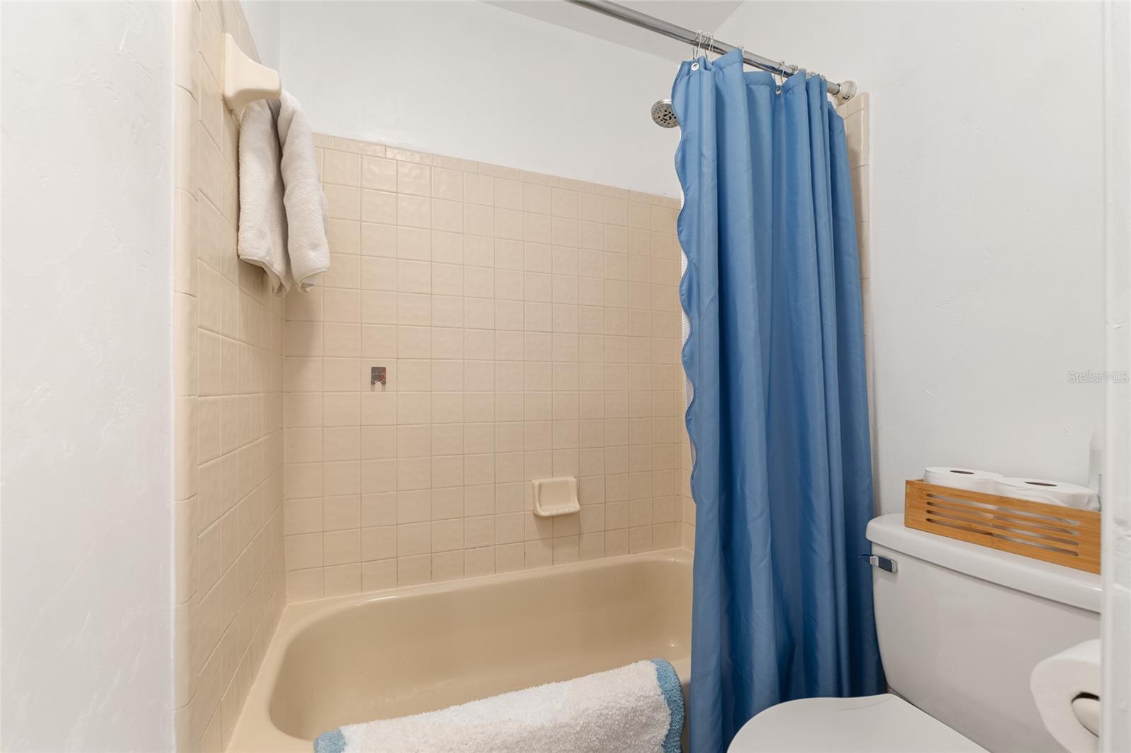 900 Sw 62nd Blvd #d24 Property Photo 27