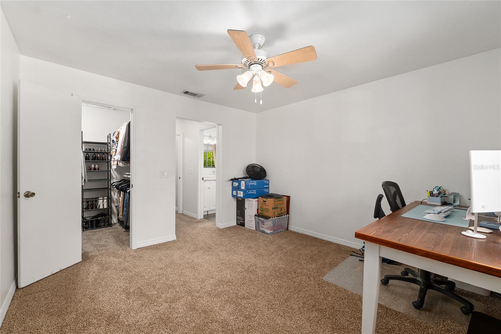 900 Sw 62nd Blvd #d24 Property Photo 30