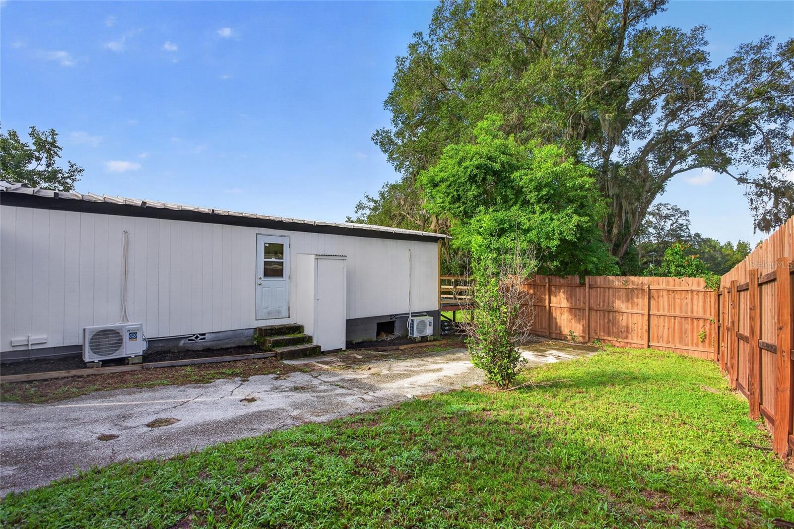 6287 Magnolia St Property Photo 28