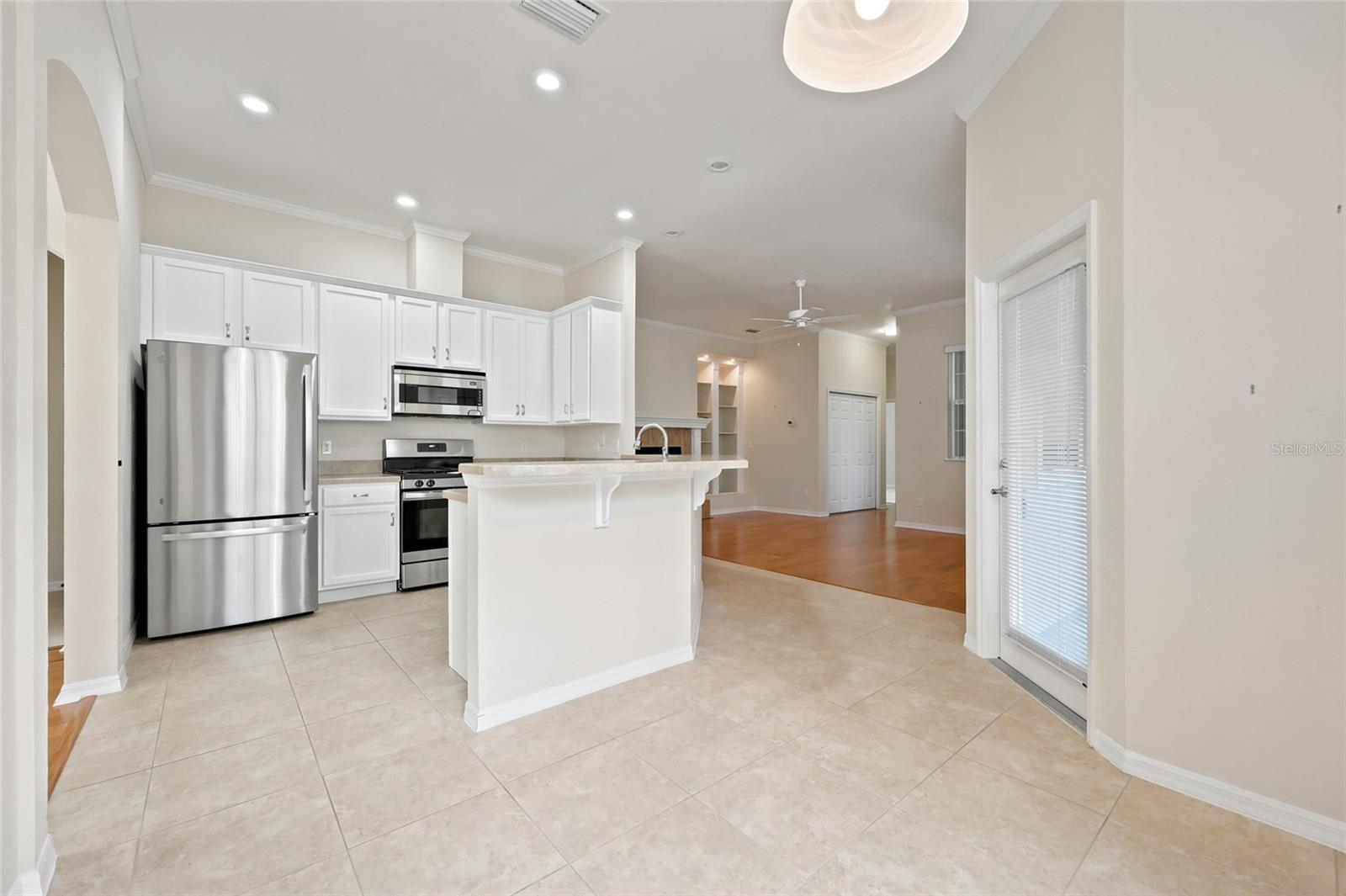 8668 Sw 77th Ave Property Photo 11