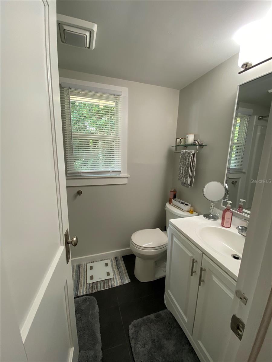 1741 Nw 6th Ave Property Photo 16