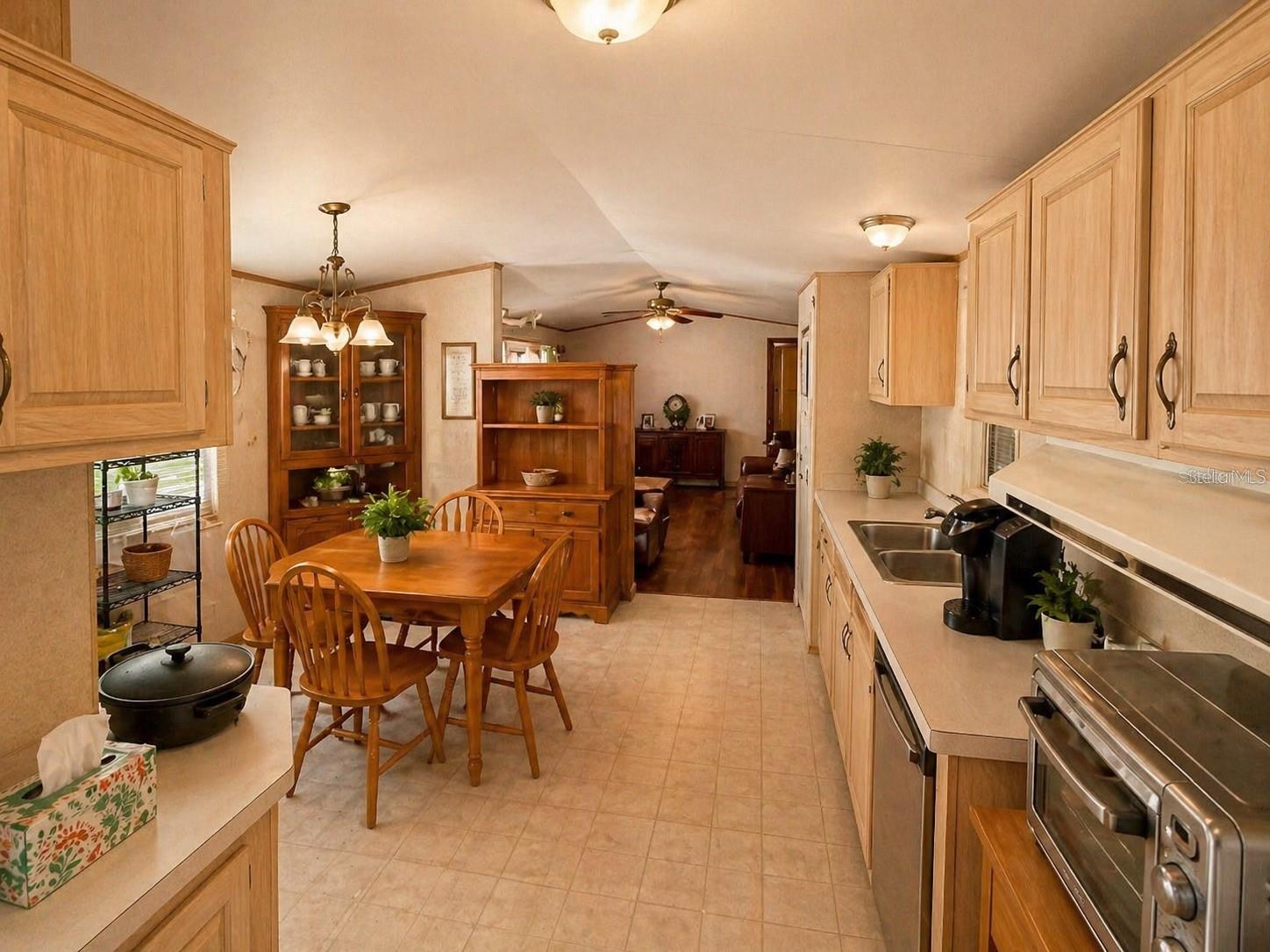 14051 Ne 45th Pl Property Photo 4