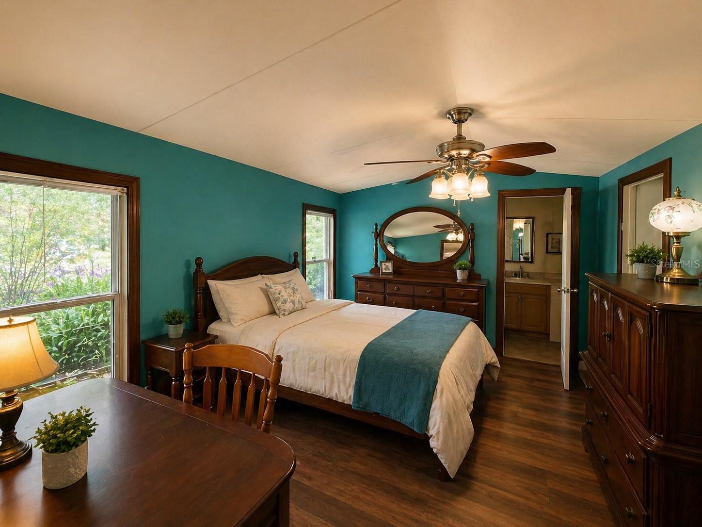 14051 Ne 45th Pl Property Photo 6