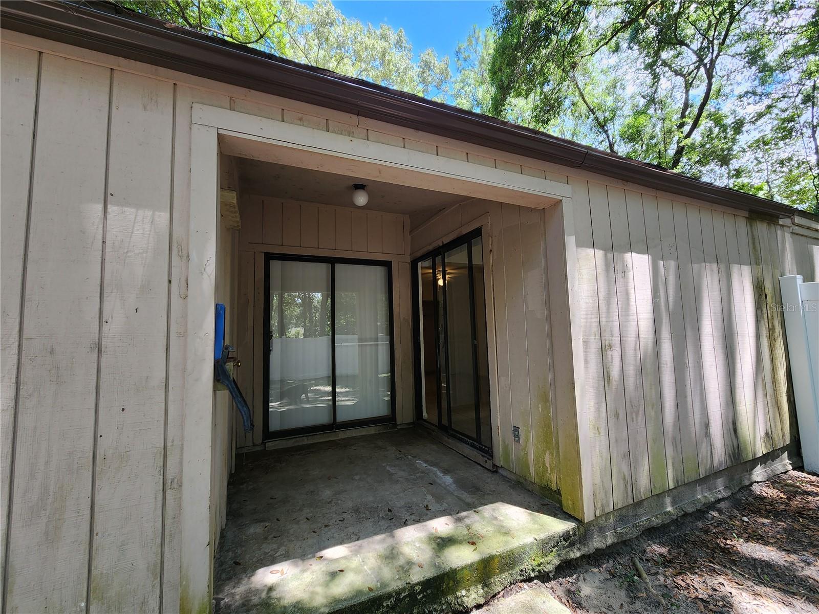 2018 Sw 70th Ter Property Photo 5
