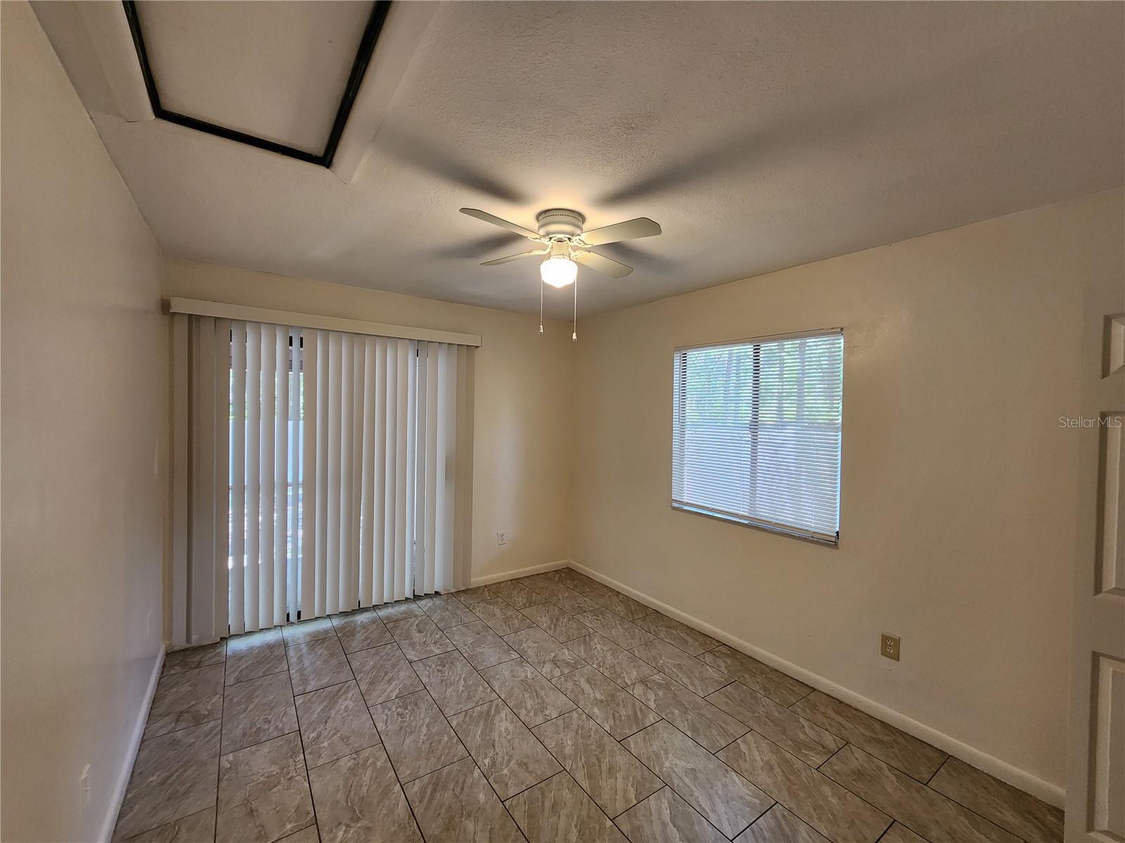 2018 Sw 70th Ter Property Photo 16