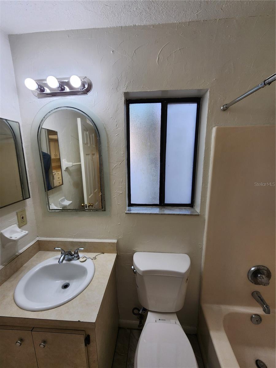 2018 Sw 70th Ter Property Photo 26