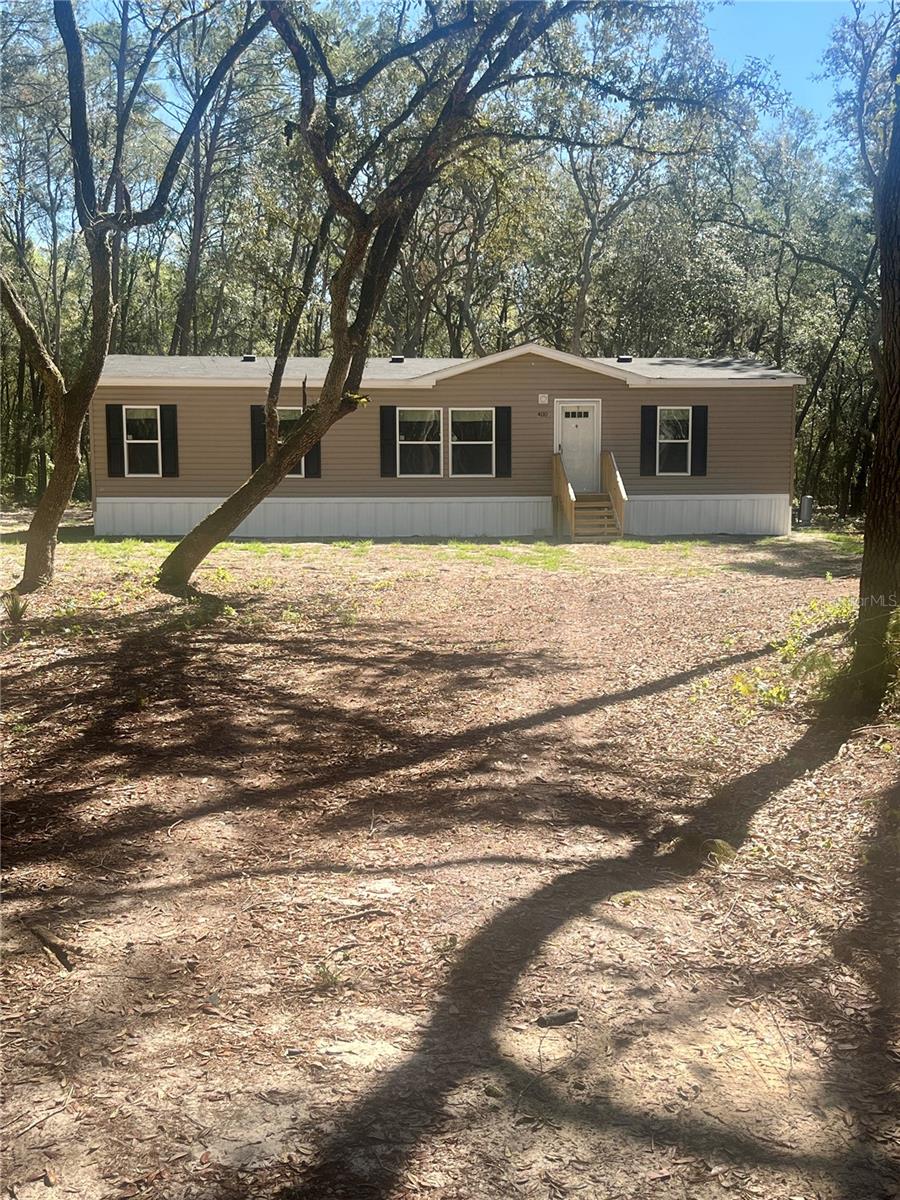 400 S Holly Ave Property Photo 1