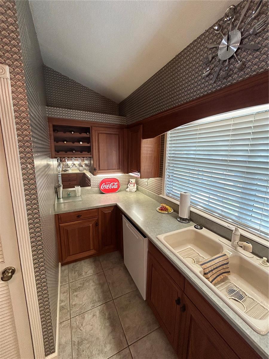 11001 Se Sunset Harbor Rd #a04 Property Photo 5