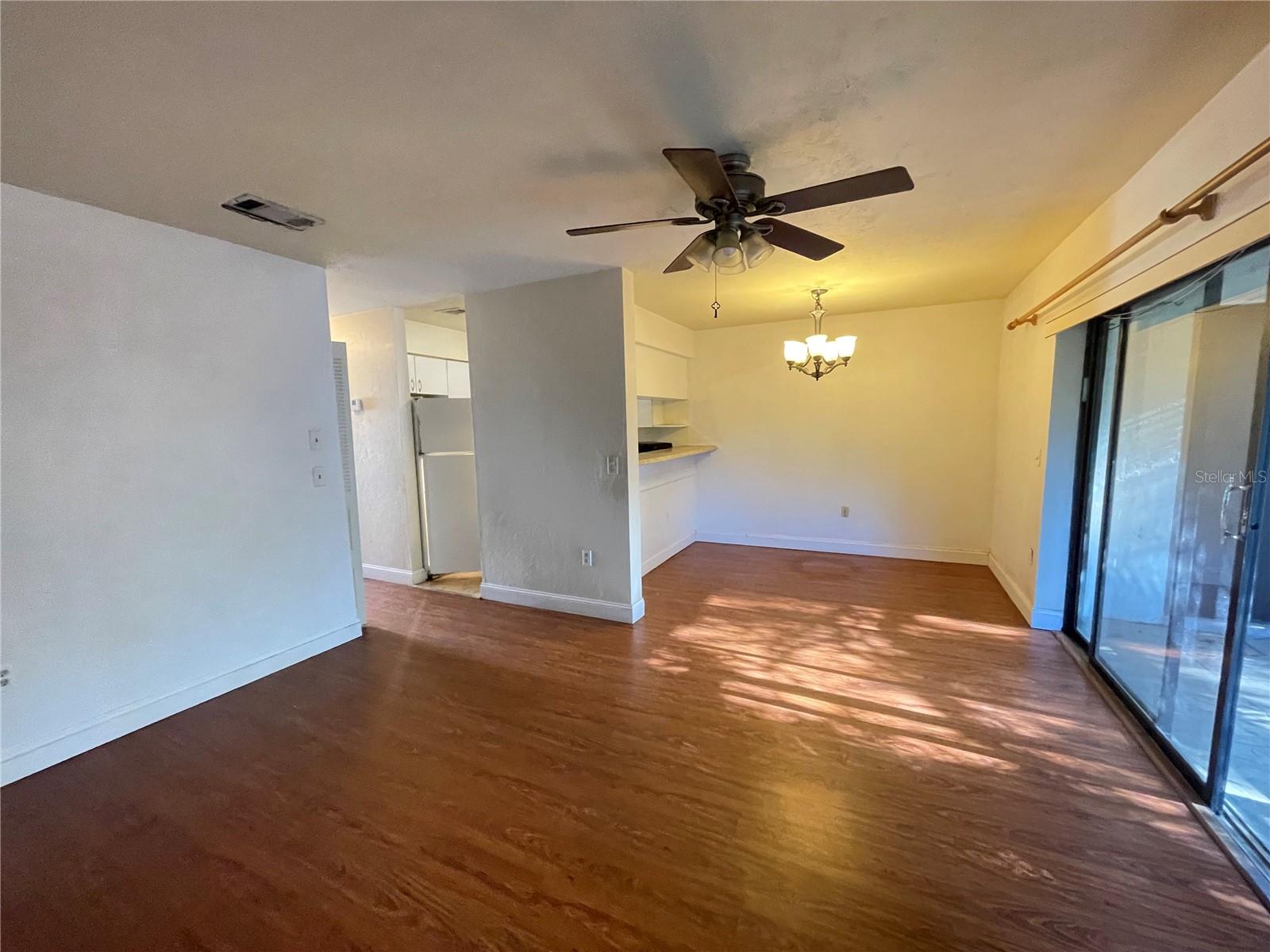 2735 Sw 35 Pl #1607 Property Photo 8