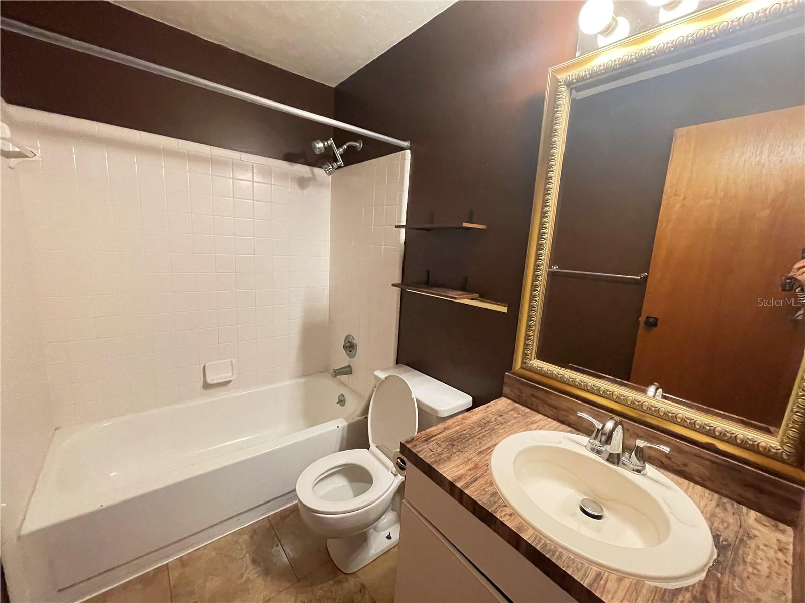2735 Sw 35 Pl #1607 Property Photo 10