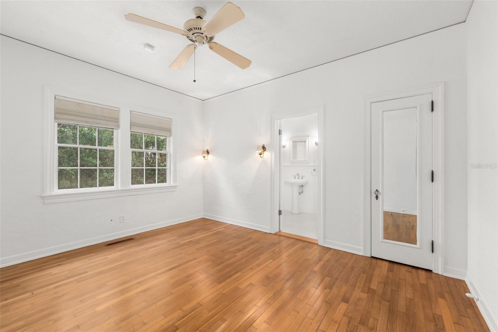 717 Ne Boulevard Property Photo 13