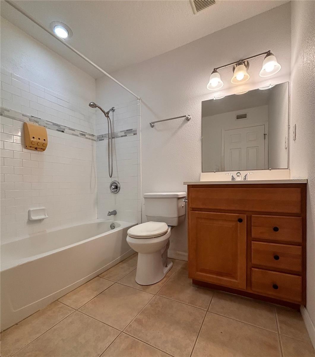 6519 W Newberry Rd #604 Property Photo 7