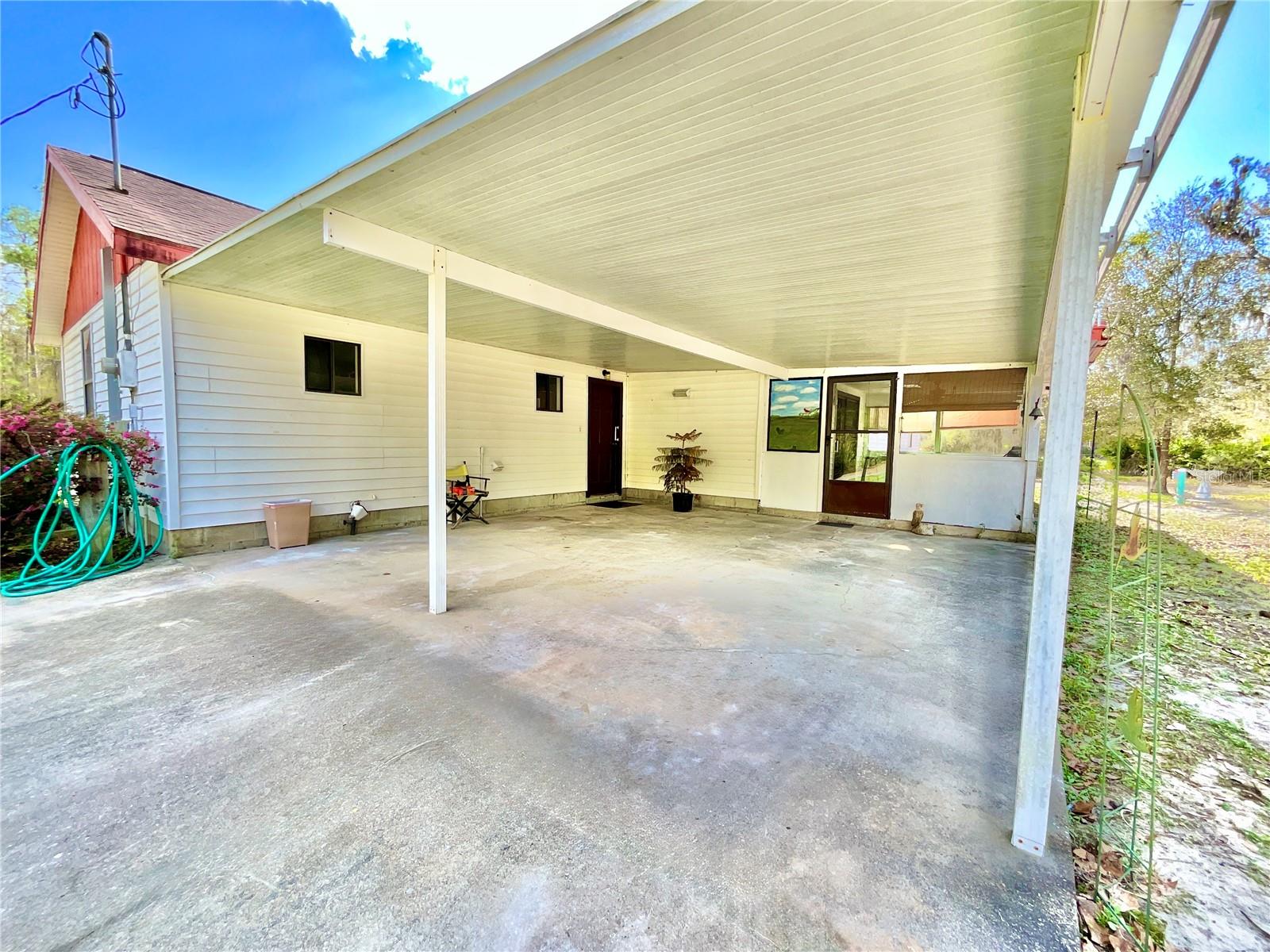 2569 Se 50th St Property Photo 35