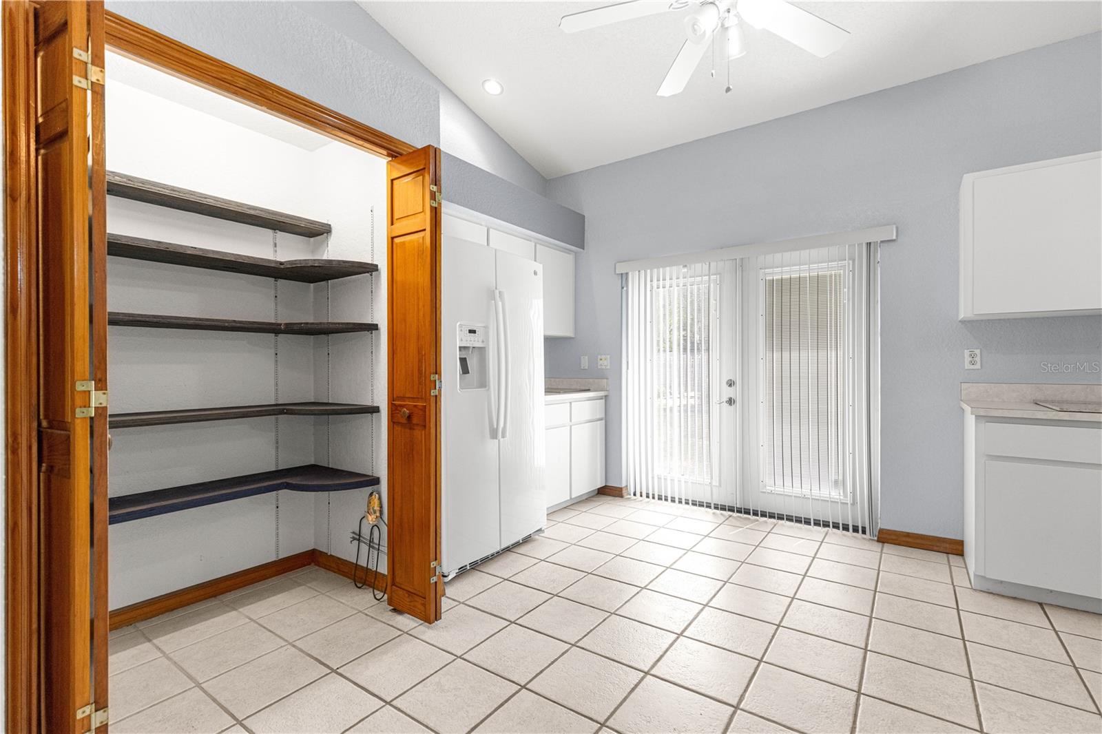 1090 Nw 67th Pl Property Photo 8