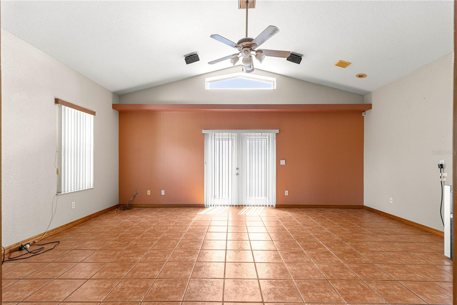 1090 Nw 67th Pl Property Photo 16