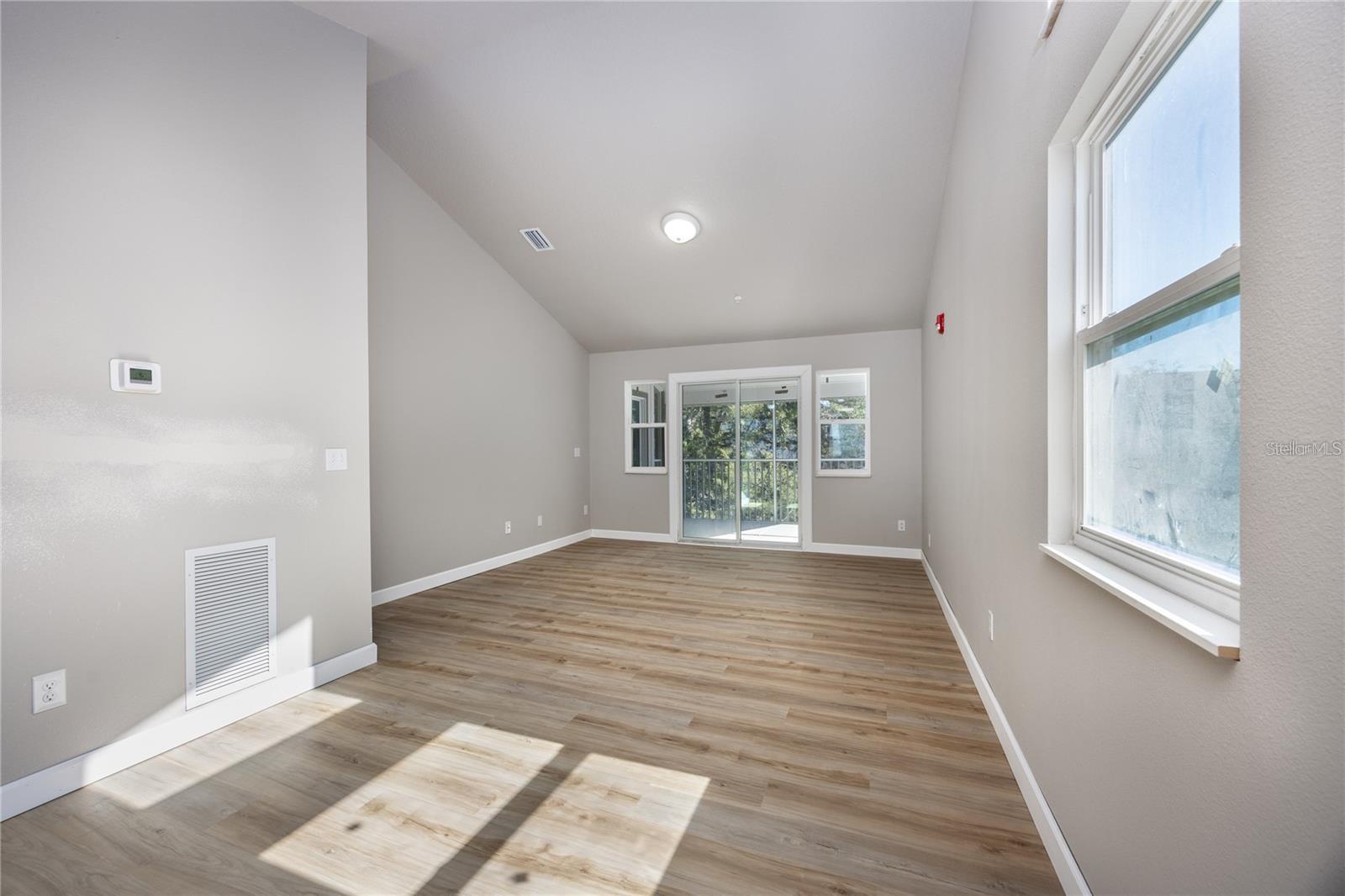6519 W Newberry Rd #412 Property Photo 6