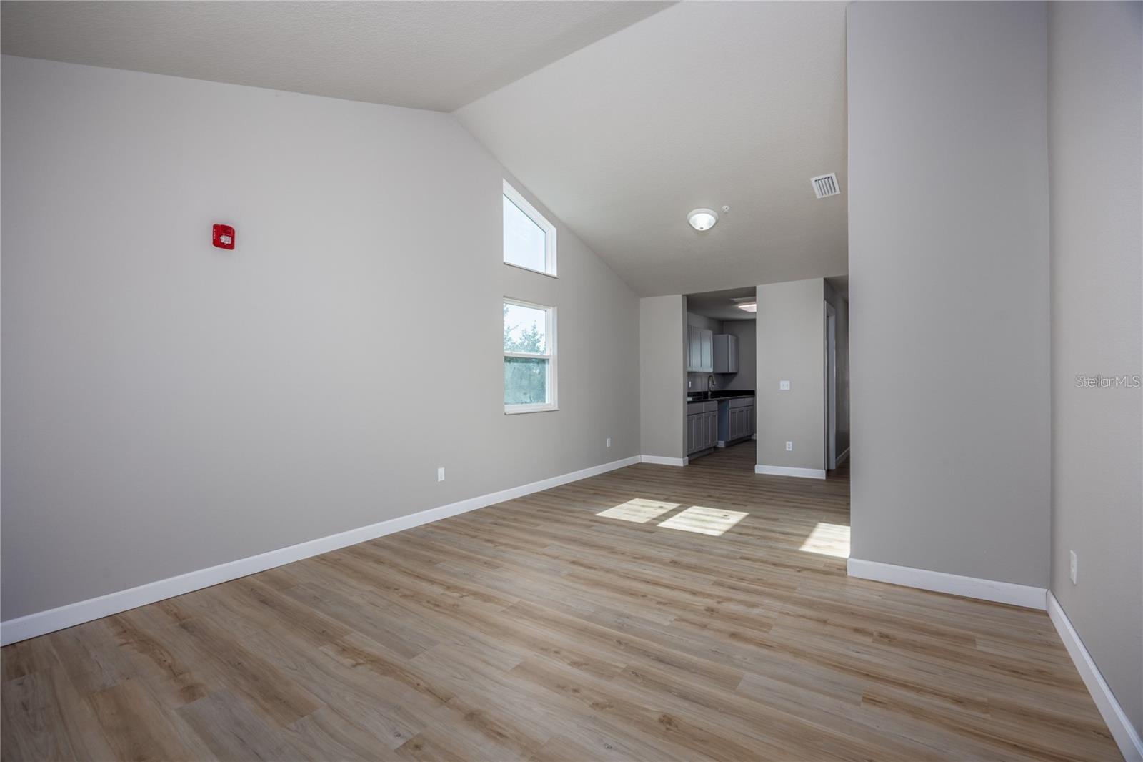 6519 W Newberry Rd #412 Property Photo 7