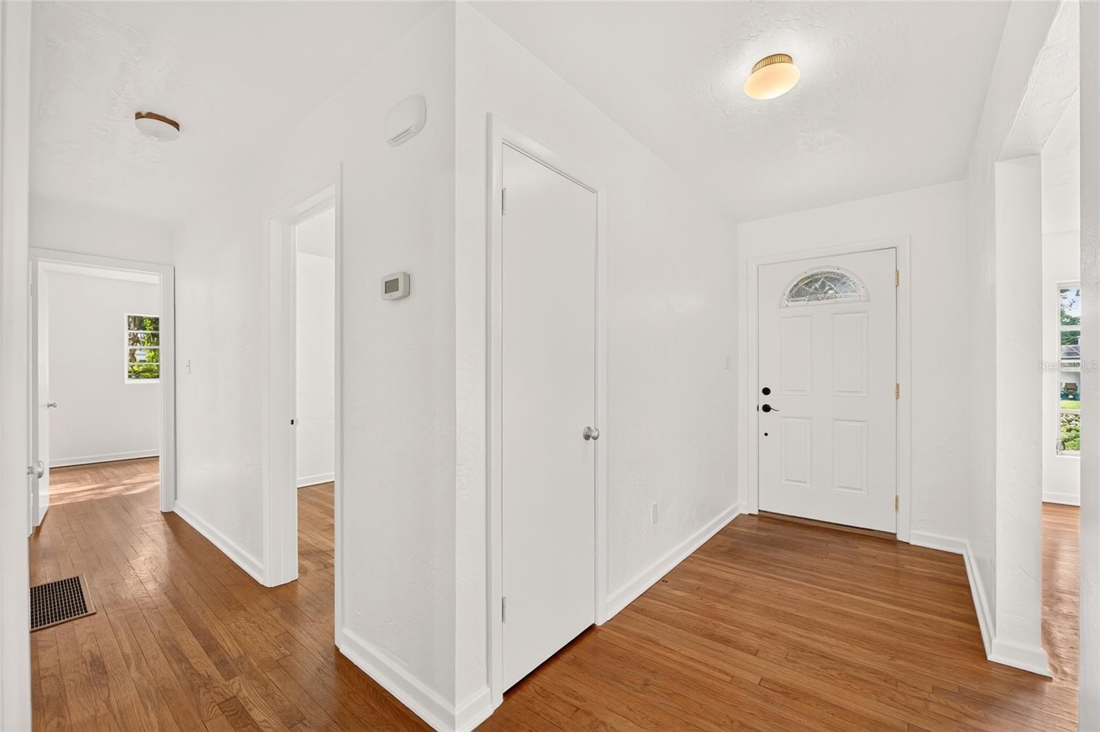 3710 Nw 22nd Pl Property Photo 9