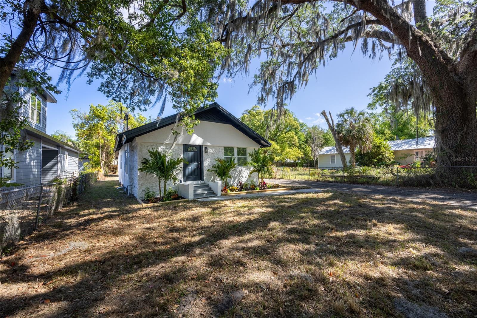 418 Nw 3rd Ave Property Photo 6