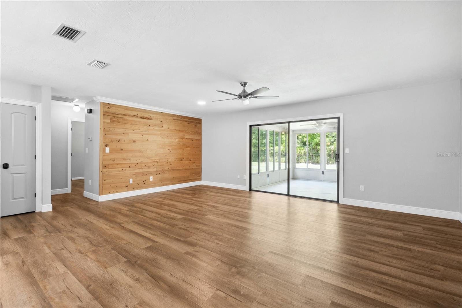 6226 Nw 53rd Ter Property Photo 9